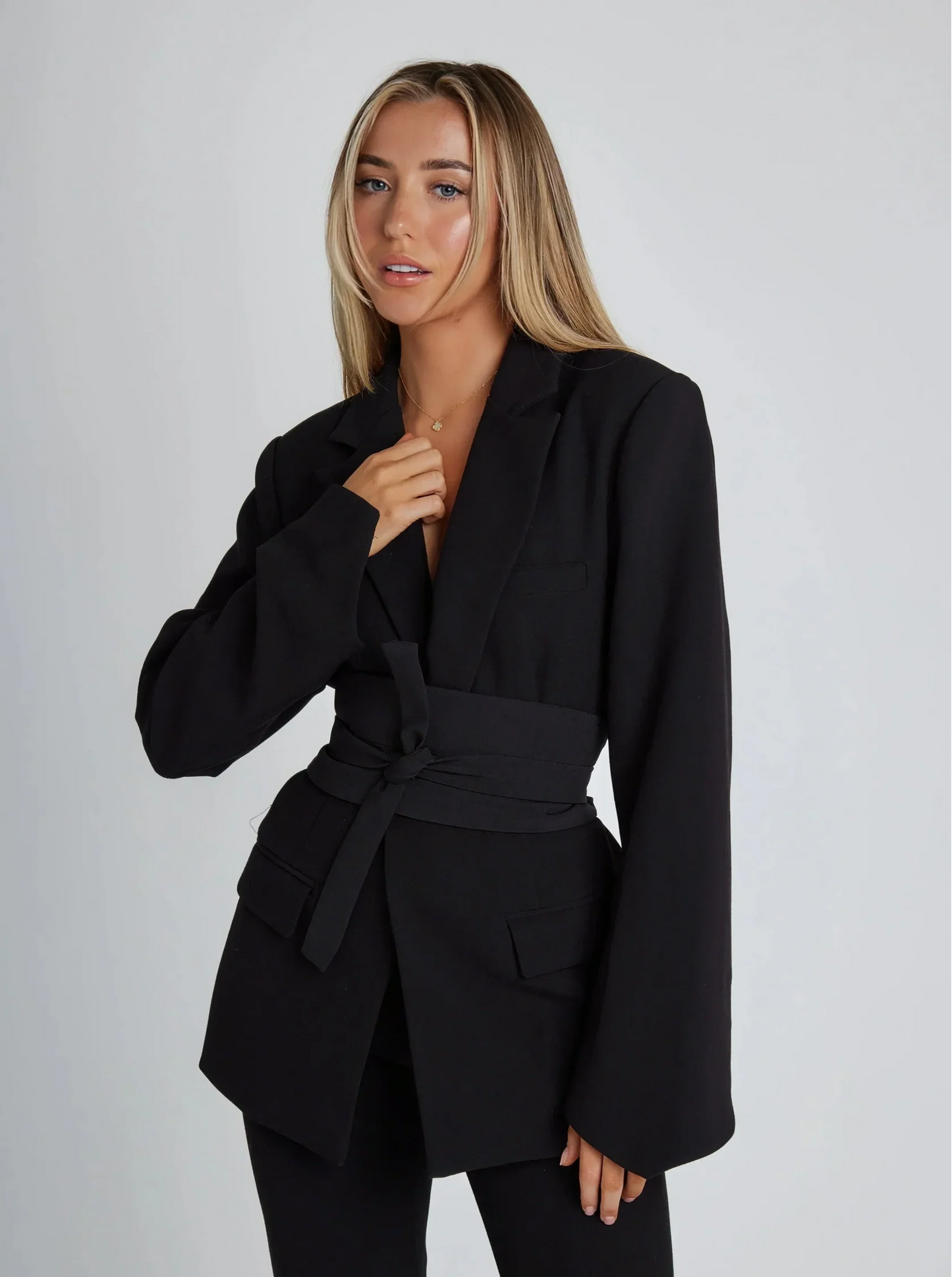 Carina™ | Blazer con cintura