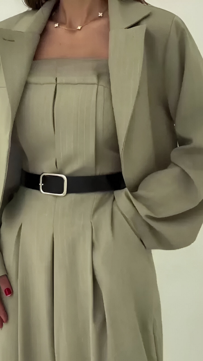 Zara™ | Completo due pezzi con pantaloni ampi e blazer corto
